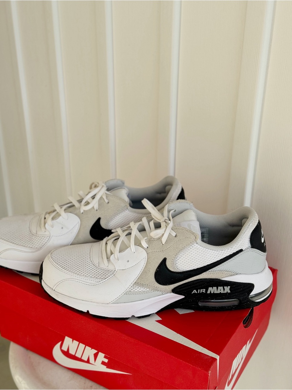 Nike Air Max Men's White and Black Running Sneakers - Picture 2 of 7